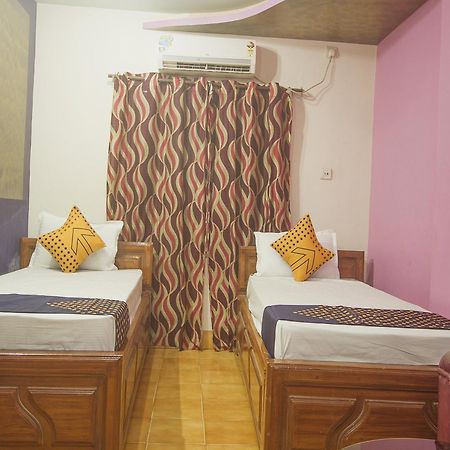 สปอต ออน 48821 โฮเต็ล จิตรา Hotel Alipur Duar ภายนอก รูปภาพ