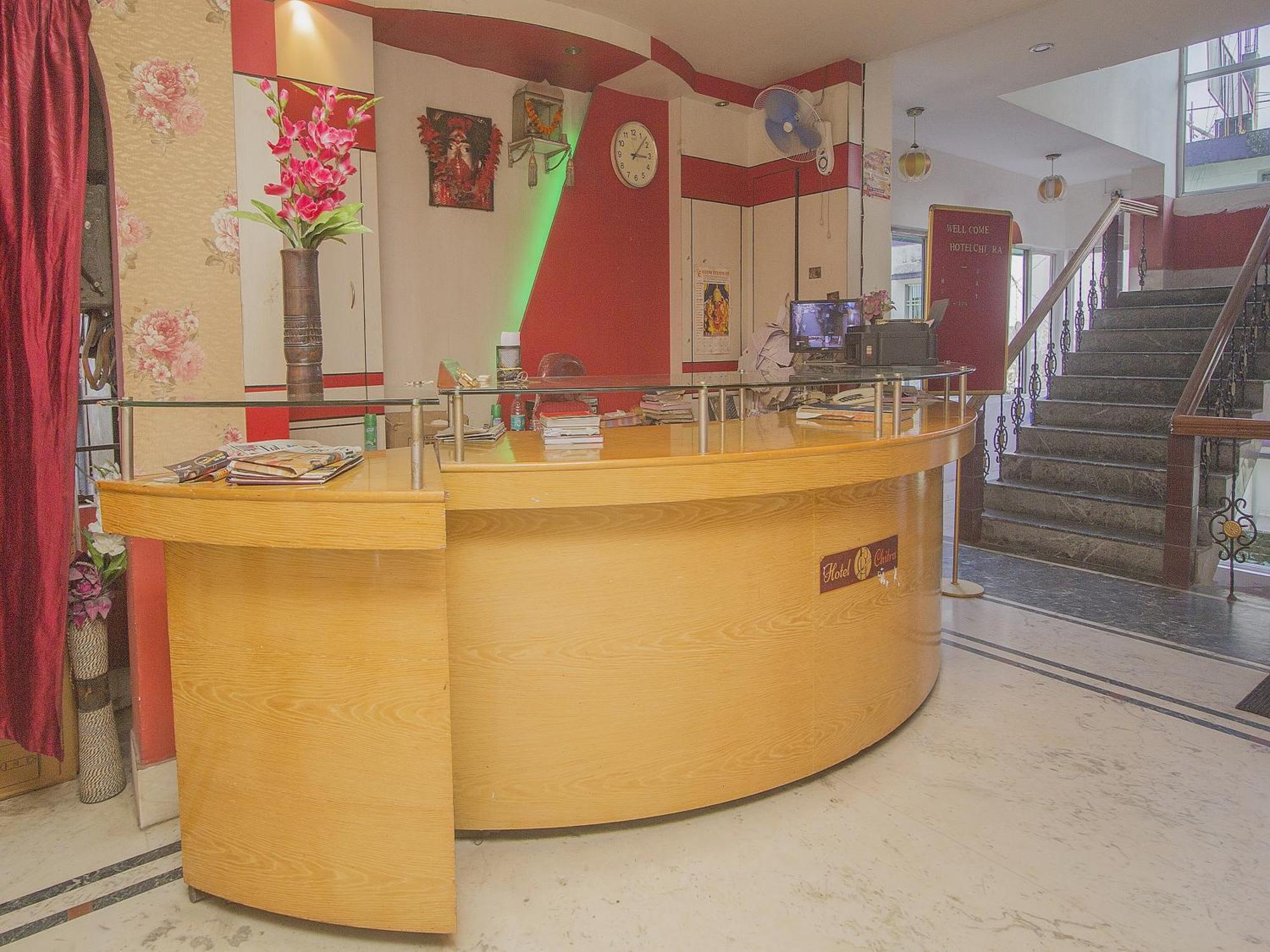 สปอต ออน 48821 โฮเต็ล จิตรา Hotel Alipur Duar ภายนอก รูปภาพ